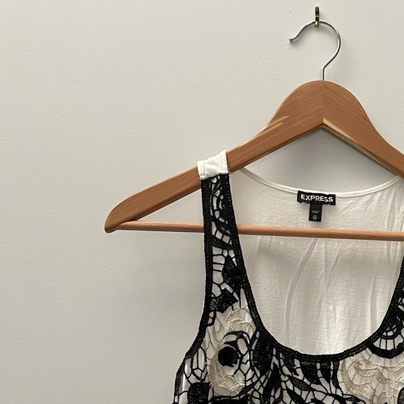 EXPRESS Lace Tank Top - Picture 1 of 4